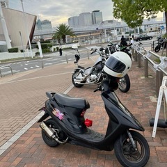 Af28ZX本物v8チャンバー、実働セル1 おまけあり値段はあくまで目安です交渉可能前回より二万円安くしました
の画像