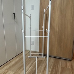 押入れ用ハンガーラックの画像