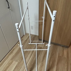 押入れ用ハンガーラックの画像