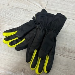 キッズSサイズ　手袋　スキー　の画像