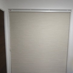 ハニカムシェード　一条工務店　の画像