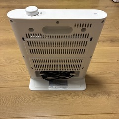 電気ストーブ　2019年製の画像