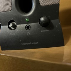 有線スピーカーの画像