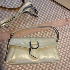 ミッシェルクランのハンドバックの画像