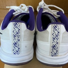 NIKE バスケットシューズ　サイズ25.5の画像