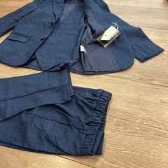 フォーマルスーツ　130 男の子　入学式　卒園式　新品の画像