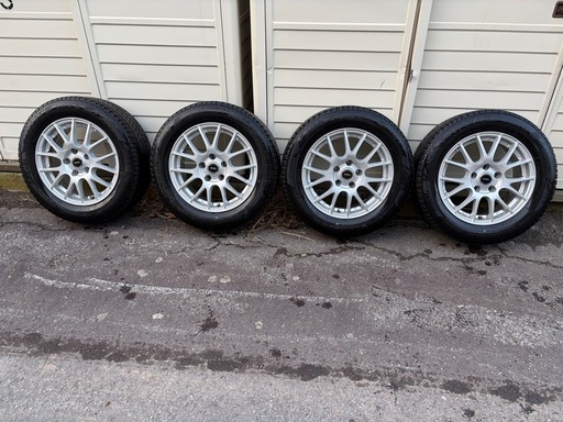 16インチ ホイールセット205/60r16 vrx3バリ溝