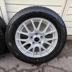 16インチ ホイールセット205/60r16 vrx3バリ溝の画像