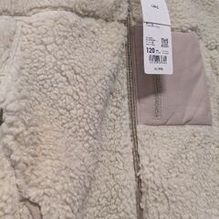 【新古品・120】UNIQLO防風フリースジャケット　アイボリーの画像