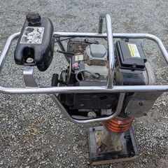 日立建機カミーノ 4サイクルエンジンタンピングランマーTV65DFWの画像