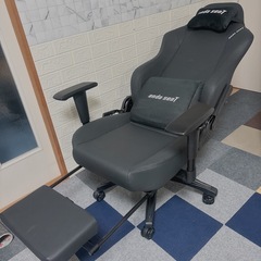 ゲーミングチェアの画像