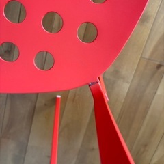 IKEA  イス レッド　2脚 の画像