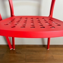IKEA  イス レッド　2脚 の画像