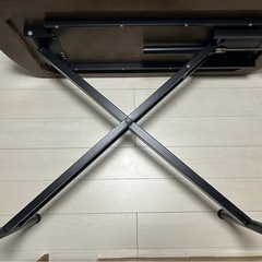 テーブル　ブラウン　高さ調整の画像