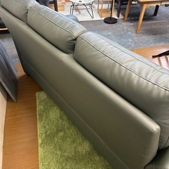 【リユース☆エコちょっぷ】美品☆RISAL合皮　3人掛け　ソファの画像