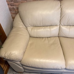大塚家具で購入した本革ソファ美品の画像