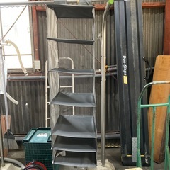 吊り下げ収納の画像