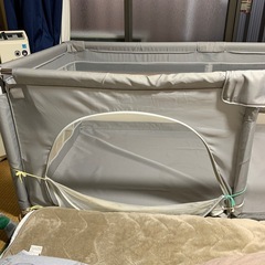 【無料で差し上げます】ベビーゲージの画像
