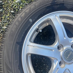 ホンダ　フィット　スタッドレスの画像