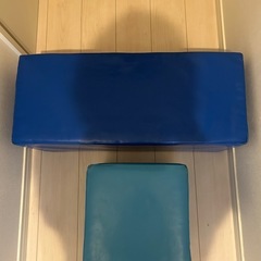 ★お譲りします★　子ども用　四角い椅子にもなるボックスの画像