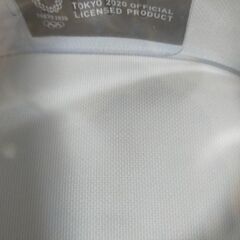 【新品】TOKYO2020公式ブランド　ワイシャツライトブルーの画像