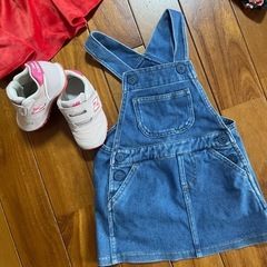 女の子　子ども服80~90cmの画像