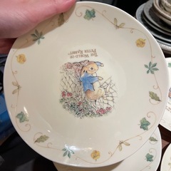 皿　食器　ピーターラビット　の画像