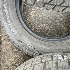 スタッドレスタイヤ　165/70/14の画像