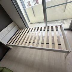 配達可【シングルベッド】クリーニング済【管理番号11412】金の画像