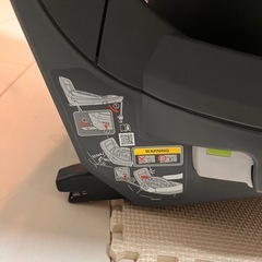 コンビ 回転式チャイルドシートの画像