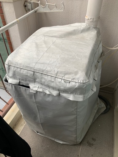アイリスオーヤマ全自動洗濯機8Kg
　IAW-T806HA 2023年製