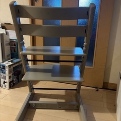【決まりました】ストッケ トリップトラップ グレーの画像