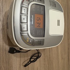 2021年製炊飯器　アイリスオーヤマ　
3合用　 500円 の画像