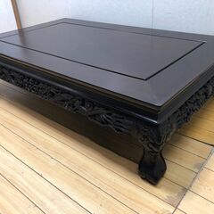 中国家具 彫刻座卓 龍彫刻 唐木調 大型 木製 ローテーブル 和室 座敷 応接間 店舗什器 重厚 レトロ 古家具 インテリア 家具　【糸島市内 送料無料】251214-8の画像