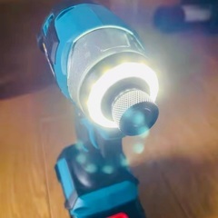 ★18Vバッテリー&充電器付★ ラス❶【超軽量❗️新品 最新型モデル】ハイパワー180N.m❗️18V インパクトドライバー 高品質グリスアップ済の画像