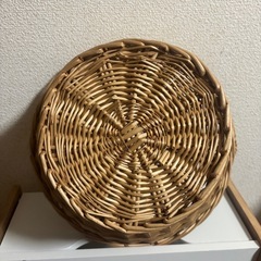 円形バスケット 中型 編み込みデザインの画像