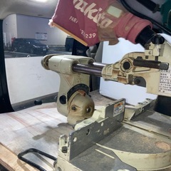 大工電気道具の画像