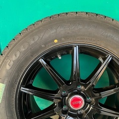 スタッドレスタイヤの画像