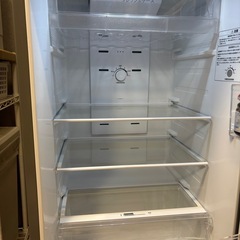 冷蔵庫
(227L Hisense HR-B2302)の画像