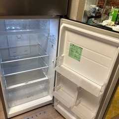 冷蔵庫
(227L Hisense HR-B2302)の画像