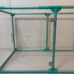 アクリル板ペットサークルの画像