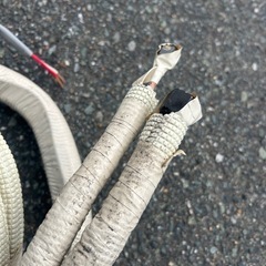 ①エアコン配管の画像