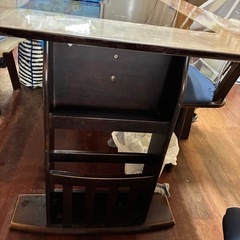 食卓テーブル　椅子セットの画像