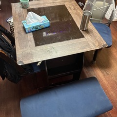 食卓テーブル　椅子セットの画像