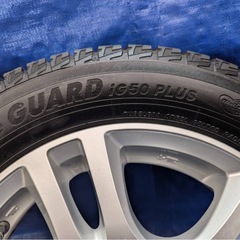 スタッドレスタイヤの画像