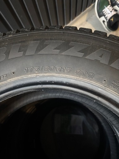 175/80/15  スタッドレス4本セット