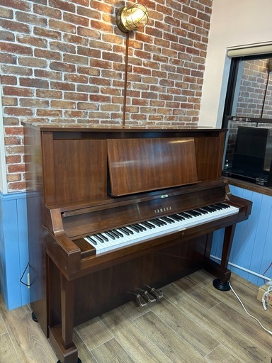 ヤマハアップライトピアノW102BW1984年製リニューアル品