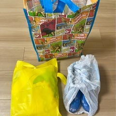 未使用近いこども雨具　キッズ 恐竜 レインコート&長靴 17.0cmの画像