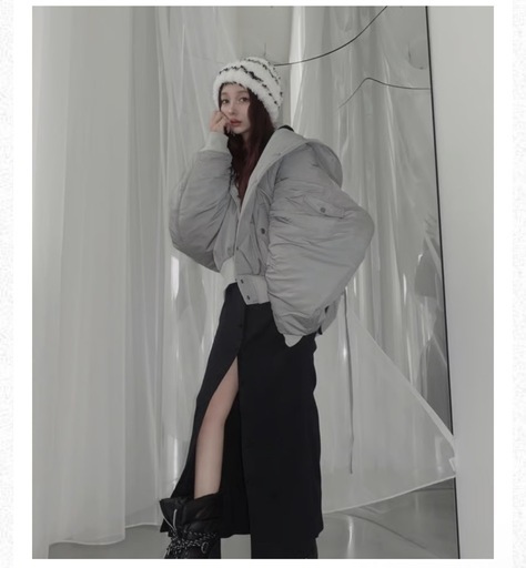 フーディーダウンジャケット