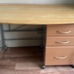 キャビネットワゴン付きパソコンデスクの画像